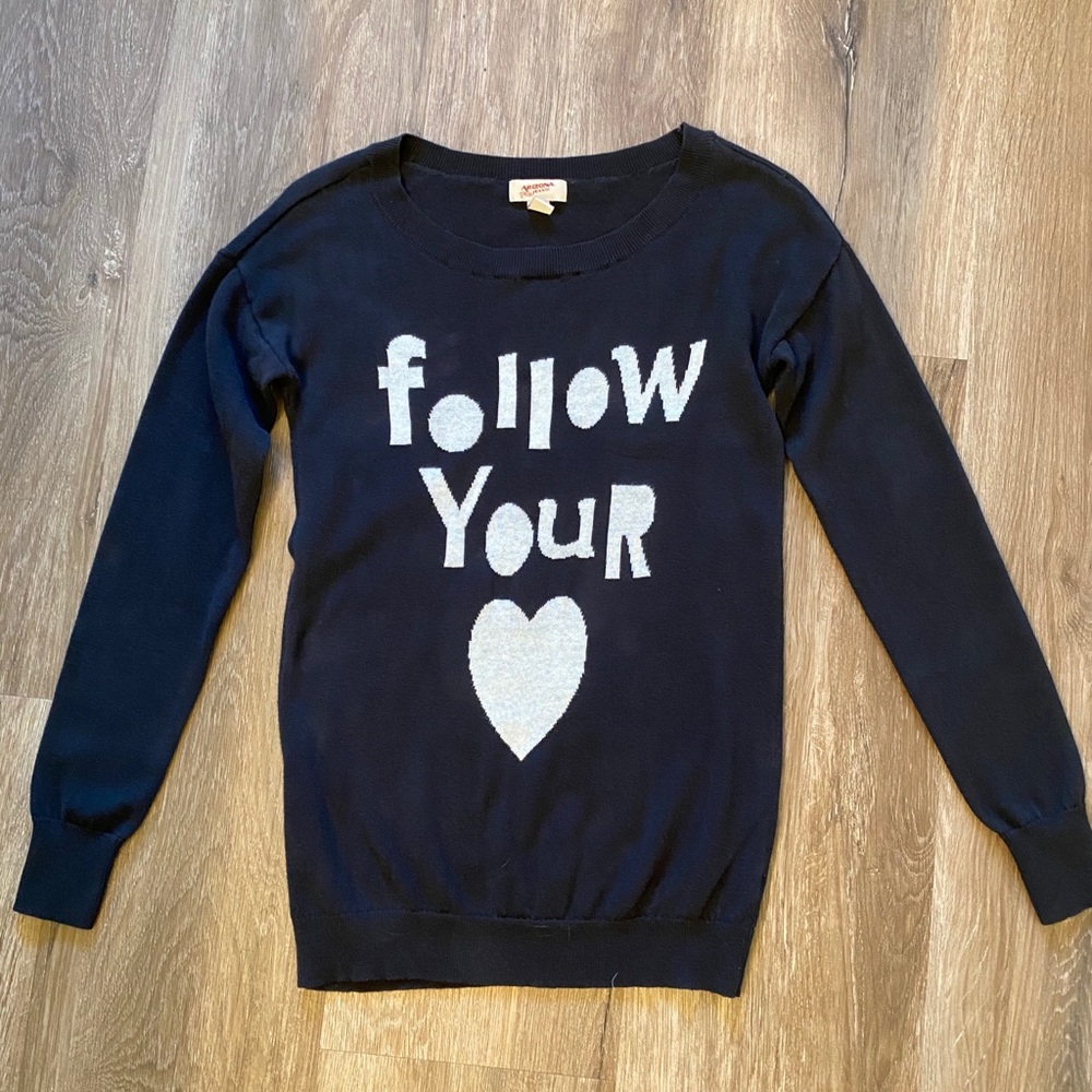 Arizona Jeans Sweater - Follow Your Heart, Women’s Small